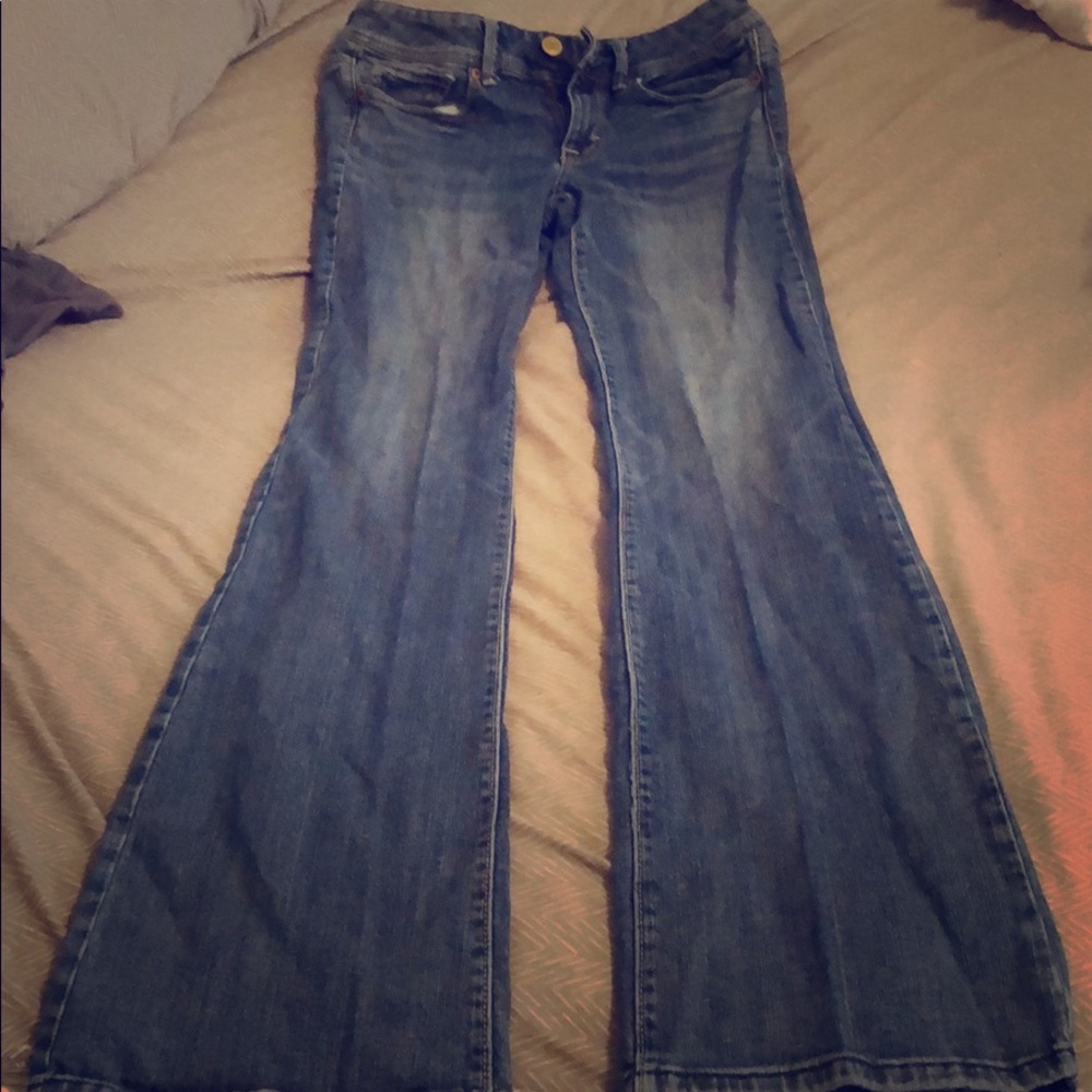 Size 6 XLong Blue American Eagle Jeans